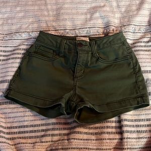 green xs shorts make u look thick